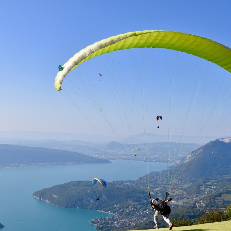 paragliding-4688277_1280